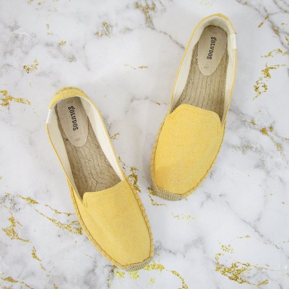 yellow gold flats